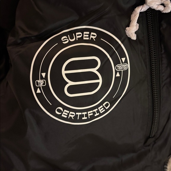 Aritzia Super Shorty Silver SuperPuff Jacket XS - Picture 3 of 7